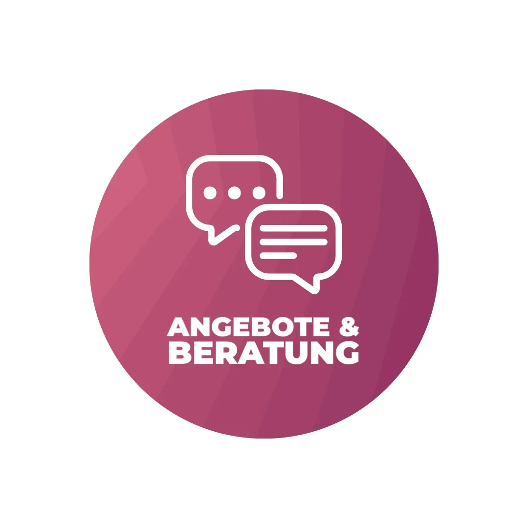 Eine Wissenschaftlerin und ein Wissenschaftler arbeiten hinter einer Glasfassade und mischen Chemikalien mit Großgeräten.